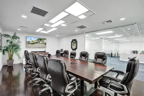 1520 E Sunrise Fort Lauderdale FL 33304