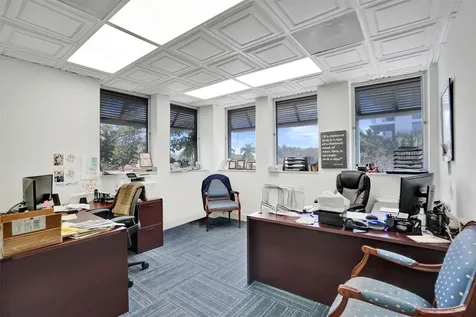 1520 E Sunrise Fort Lauderdale FL 33304