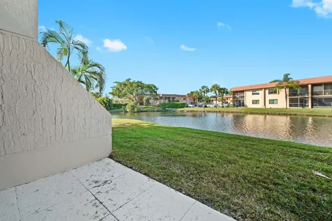 140 Lakeview Drive Weston FL 33326