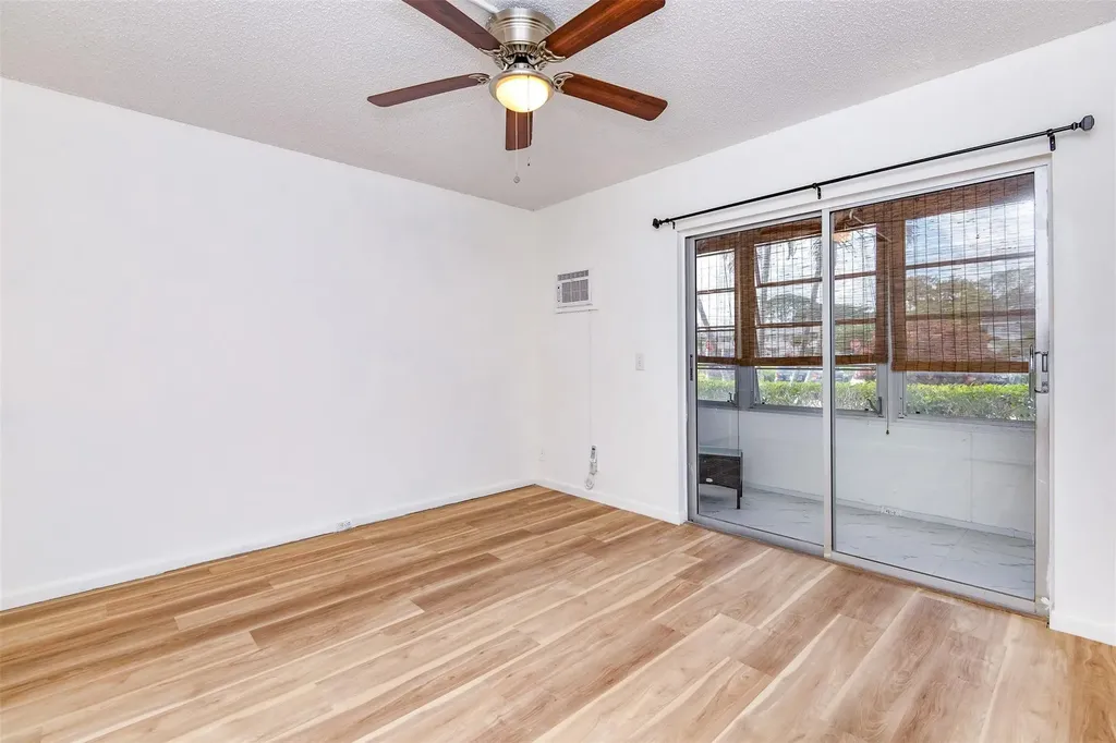 167 Lyndhurst L Deerfield Beach FL 33442
