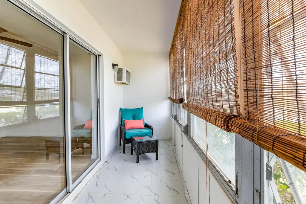 167 Lyndhurst L Deerfield Beach FL 33442
