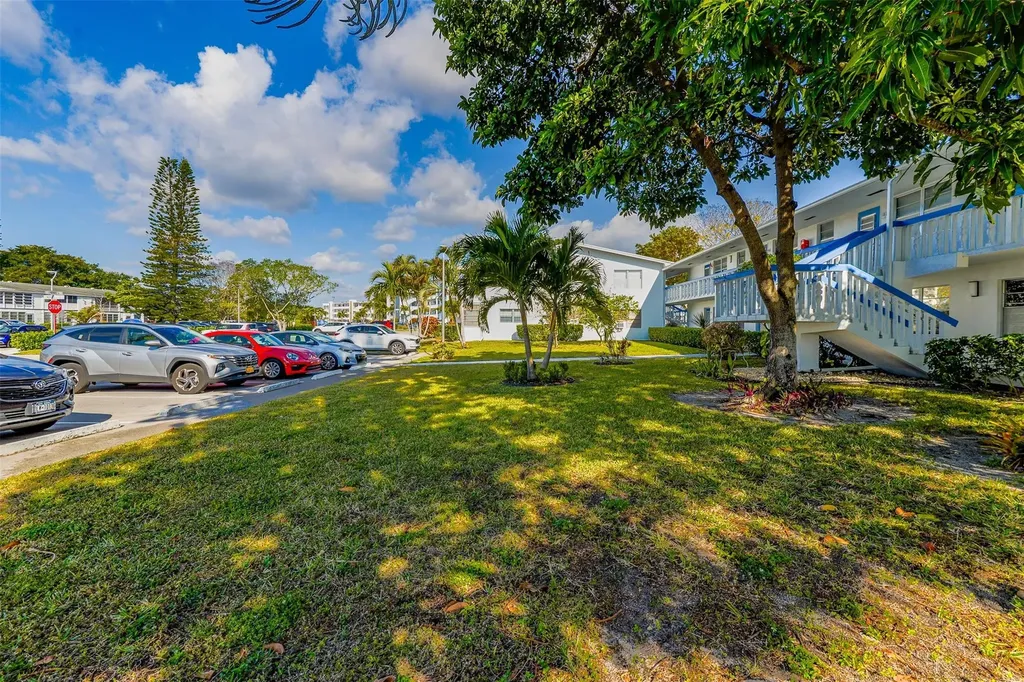 167 Lyndhurst L Deerfield Beach FL 33442