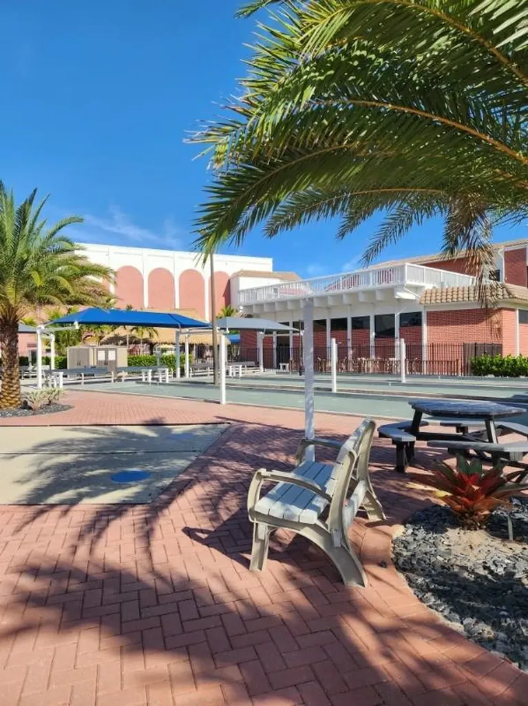 167 Lyndhurst L Deerfield Beach FL 33442
