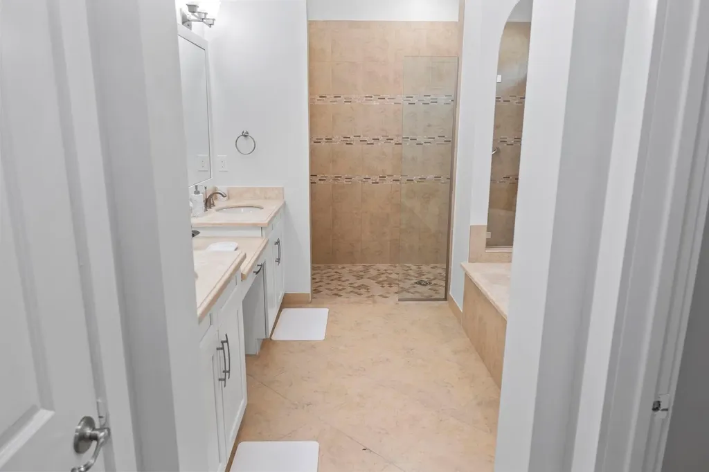 8840 E Watercrest Circle Circle E Parkland FL 33076