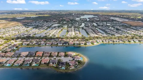 8840 E Watercrest Circle Circle E Parkland FL 33076