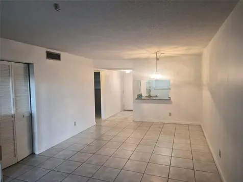 3252 Foxcroft Road Miramar FL 33025