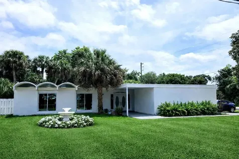 1715 York Court Fort Pierce FL 34982