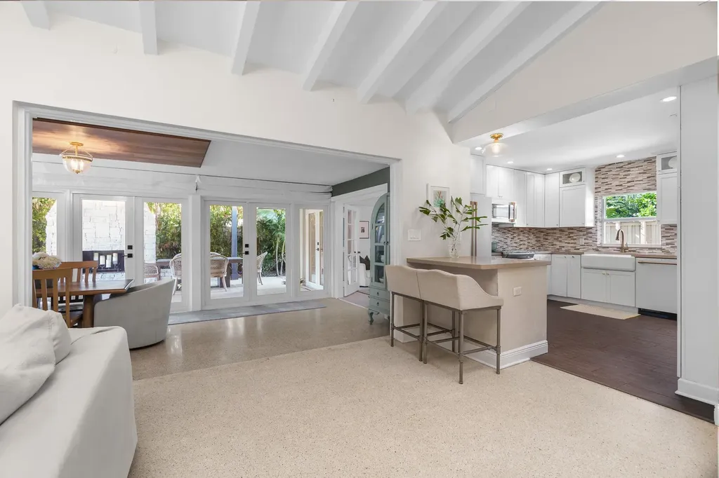 2740 NE 27th Court Fort Lauderdale FL 33306