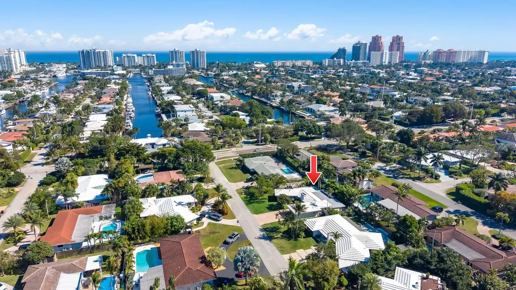 2740 NE 27th Court Fort Lauderdale FL 33306
