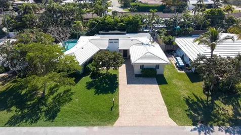2740 NE 27th Court Fort Lauderdale FL 33306