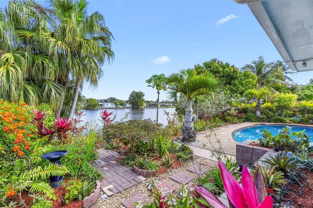 11831 NW 31st Place Sunrise FL 33323
