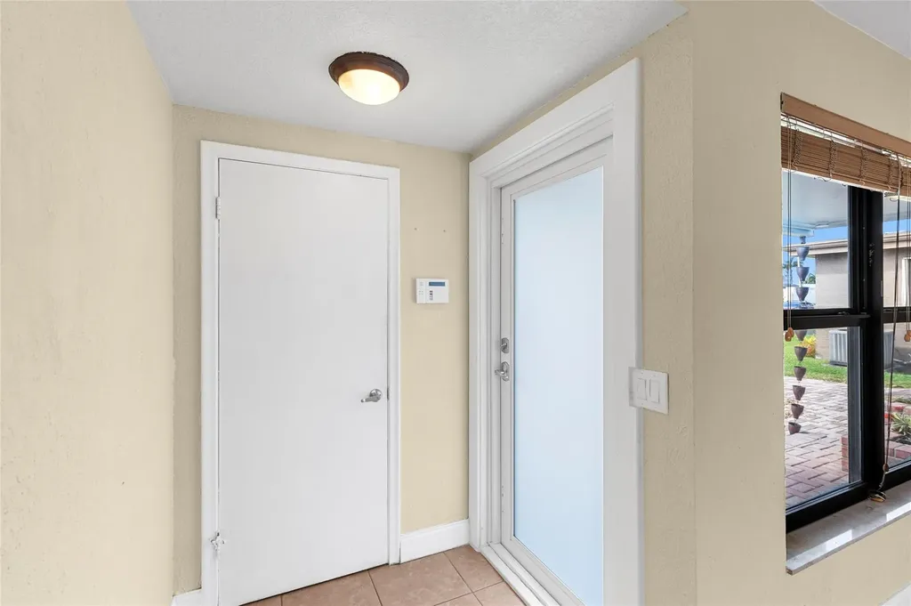11831 NW 31st Place Sunrise FL 33323
