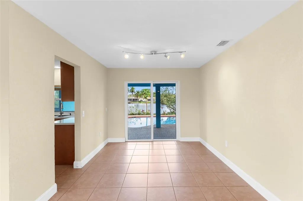 11831 NW 31st Place Sunrise FL 33323