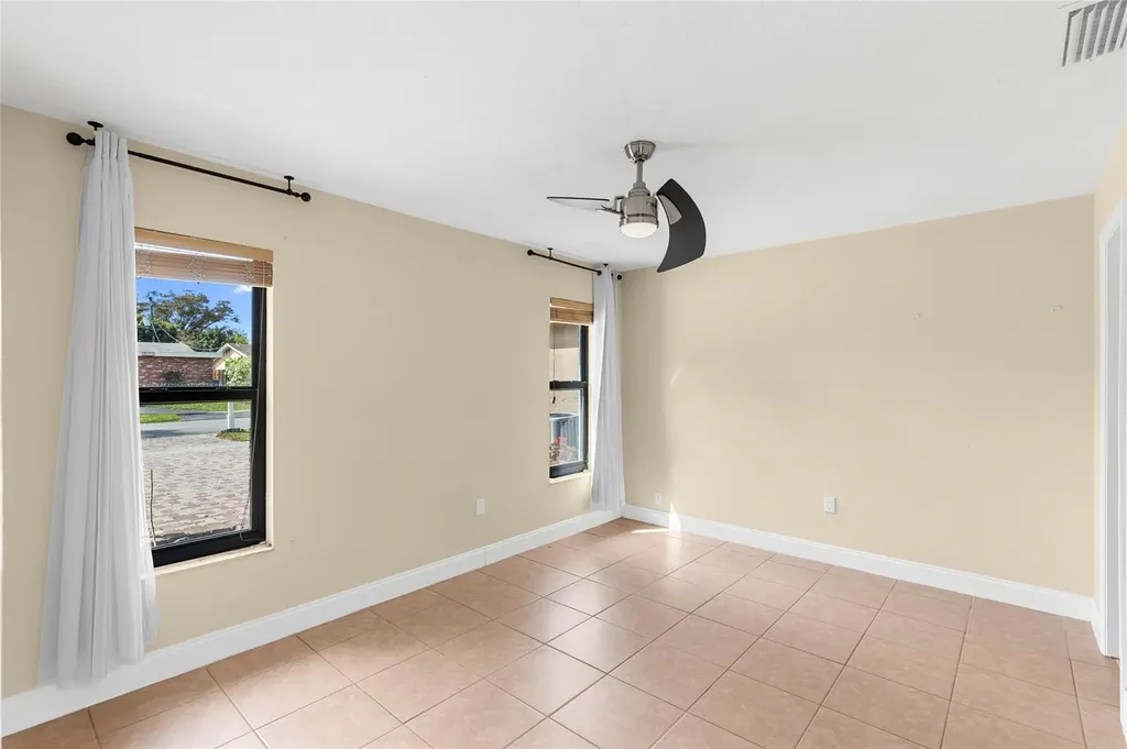 11831 NW 31st Place Sunrise FL 33323