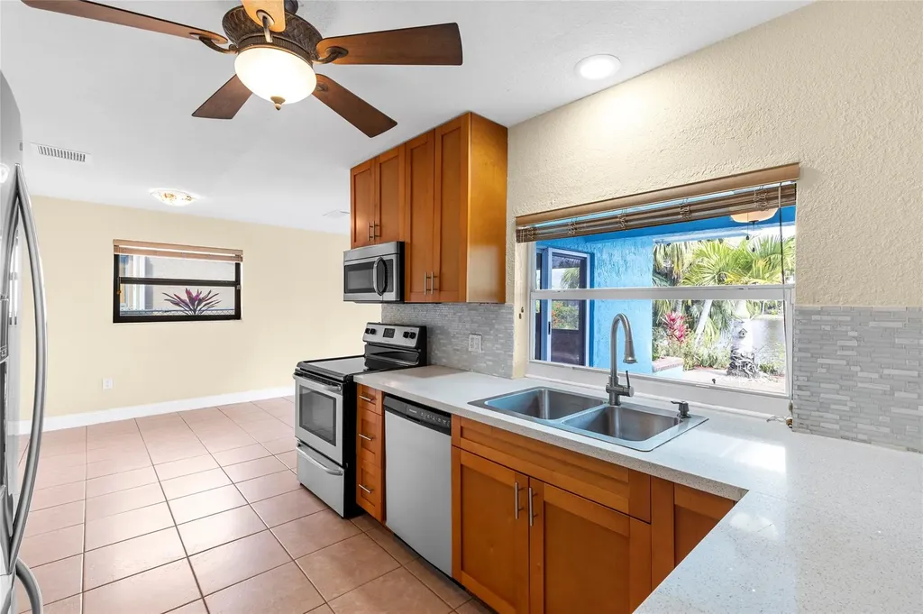 11831 NW 31st Place Sunrise FL 33323
