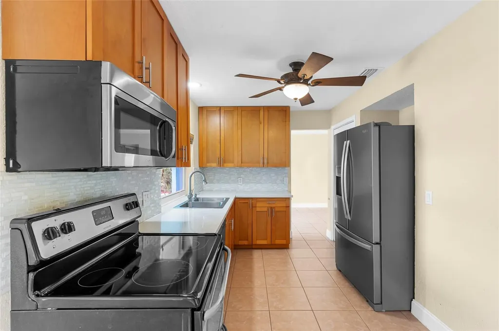 11831 NW 31st Place Sunrise FL 33323