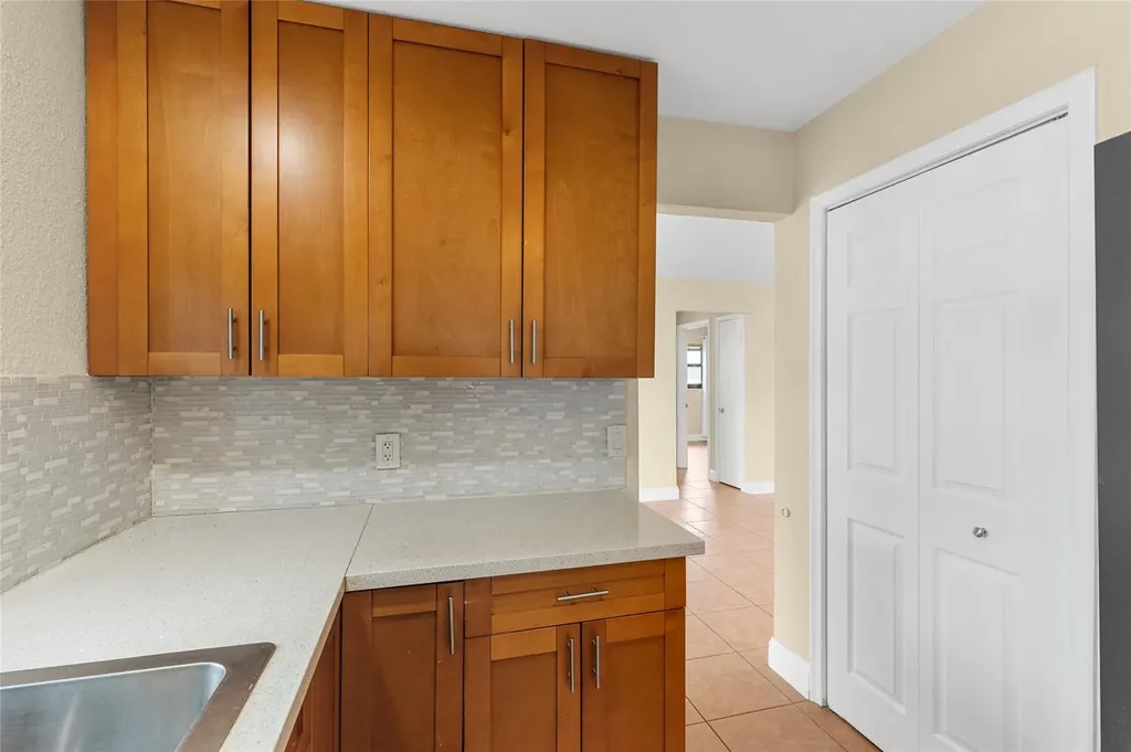 11831 NW 31st Place Sunrise FL 33323