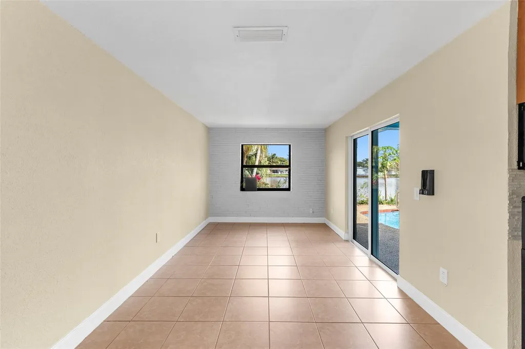 11831 NW 31st Place Sunrise FL 33323