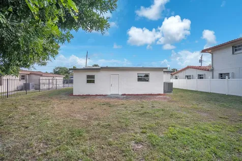 3531 NW 9th Court Lauderhill FL 33311