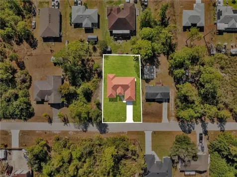 2909 9TH Street Lehigh Acres FL 33971