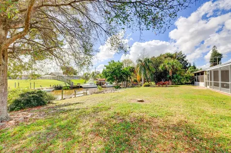 322 S Naranja Avenue Port St Lucie FL 34983