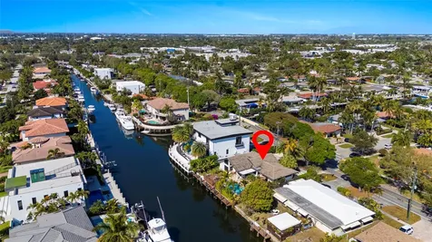 2430 NE 49th Street Lighthouse Point FL 33064