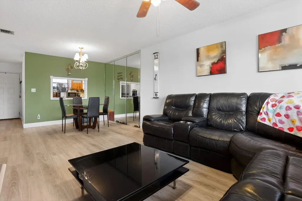 11477 NW 39th Court Coral Springs FL 33065