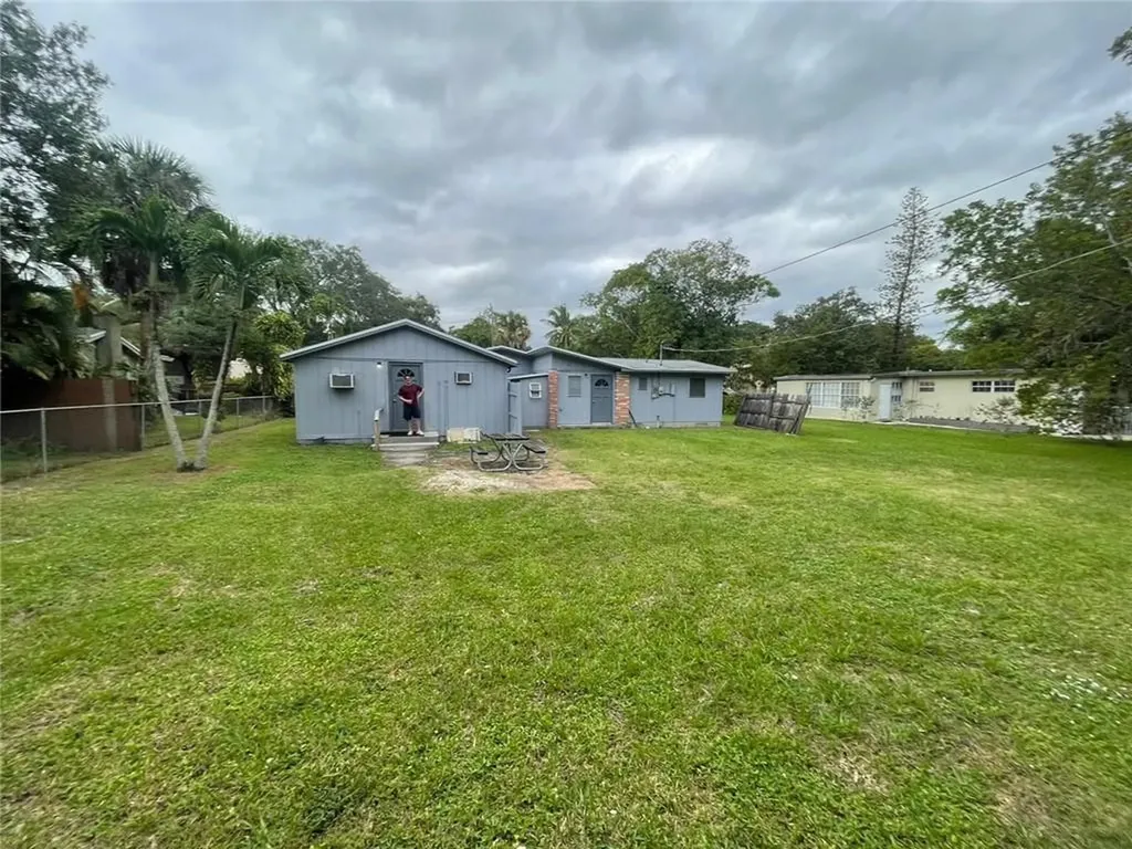 2318 SW 17th Avenue Fort Lauderdale FL 33315