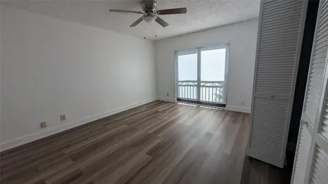 2372 NW 39th Avenue Coconut Creek FL 33066