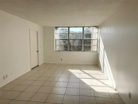 9400 Live Oak Place Davie FL 33324