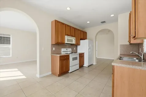 1211 NE 40th Road Homestead FL 33033