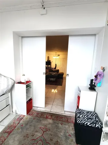 4400 Hillcrest Drive Hollywood FL 33021
