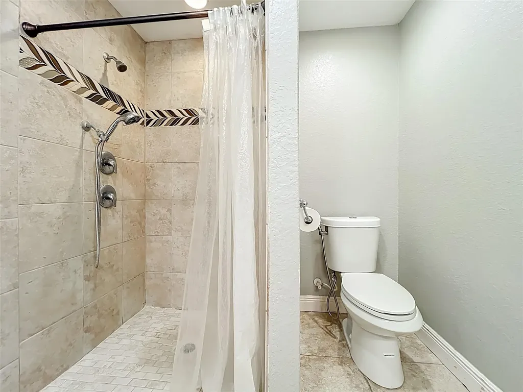 608 Masters Avenue Wildwood FL 34785