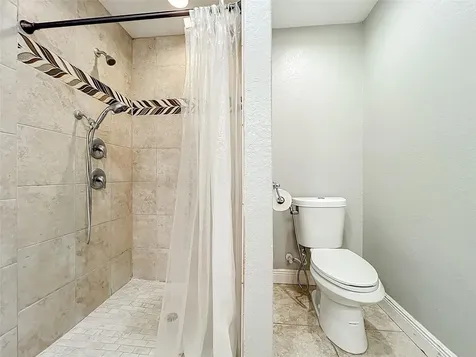 608 Masters Avenue Wildwood FL 34785