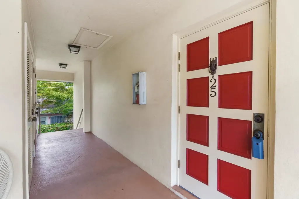 2015 NE 32nd Court Pompano Beach FL 33064