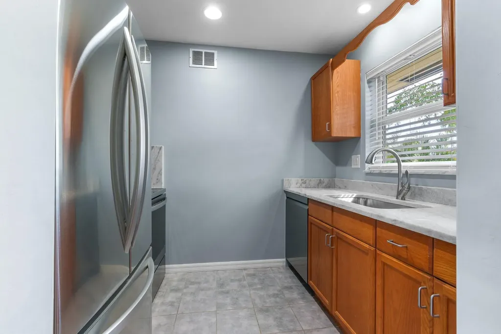 2015 NE 32nd Court Pompano Beach FL 33064