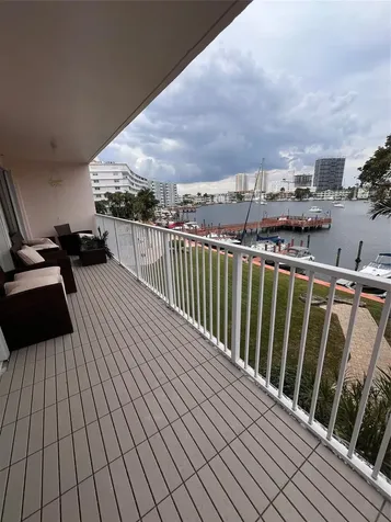 400 Golden Isle Drive Hallandale Beach FL 33009