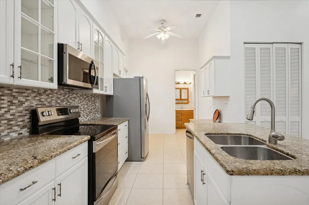 830 NW 122nd Avenue Plantation FL 33325