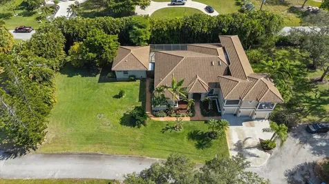 830 NW 122nd Avenue Plantation FL 33325