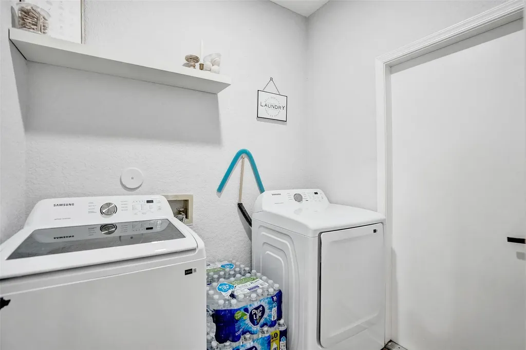 9814 NW 1st Manor Coral Springs FL 33071