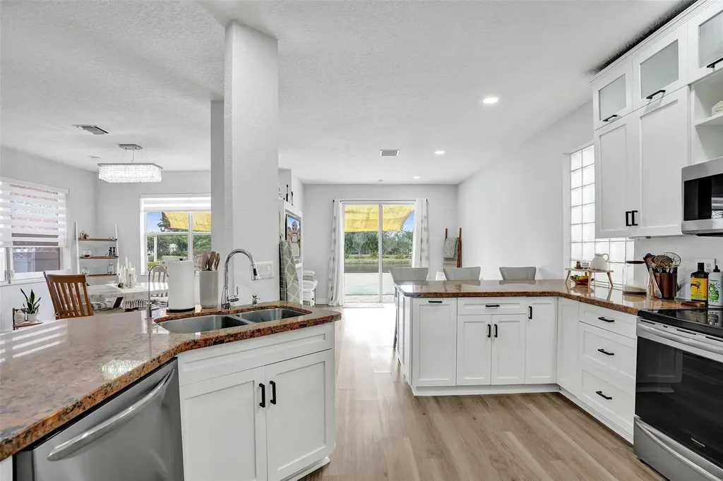 9814 NW 1st Manor Coral Springs FL 33071