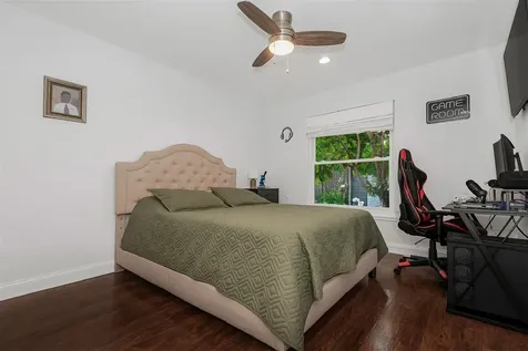 Miami FL 33183