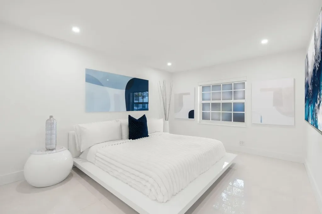 6395 Bay Club Drive Fort Lauderdale FL 33308