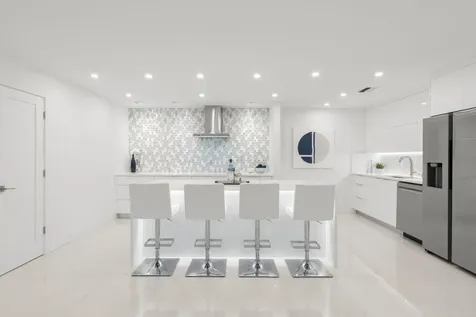 6395 Bay Club Drive Fort Lauderdale FL 33308