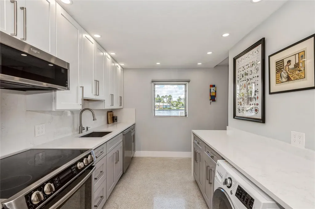 561 Bayshore Drive Fort Lauderdale FL 33304