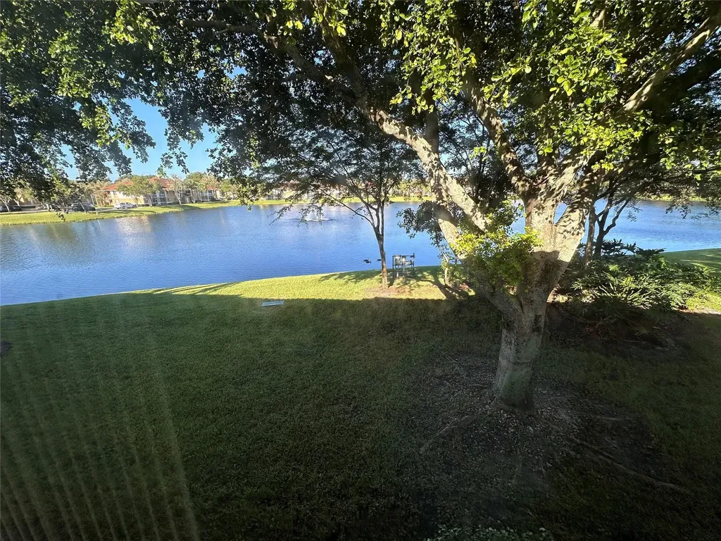 729 NW 91st Terrace Plantation FL 33324