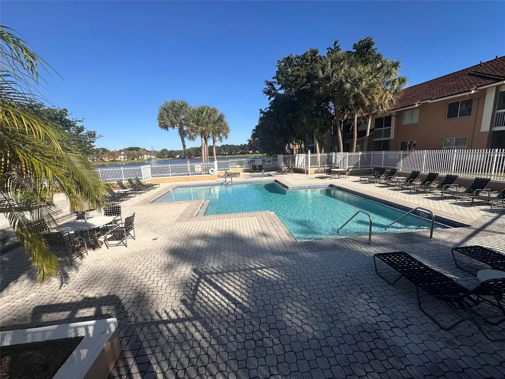 729 NW 91st Terrace Plantation FL 33324
