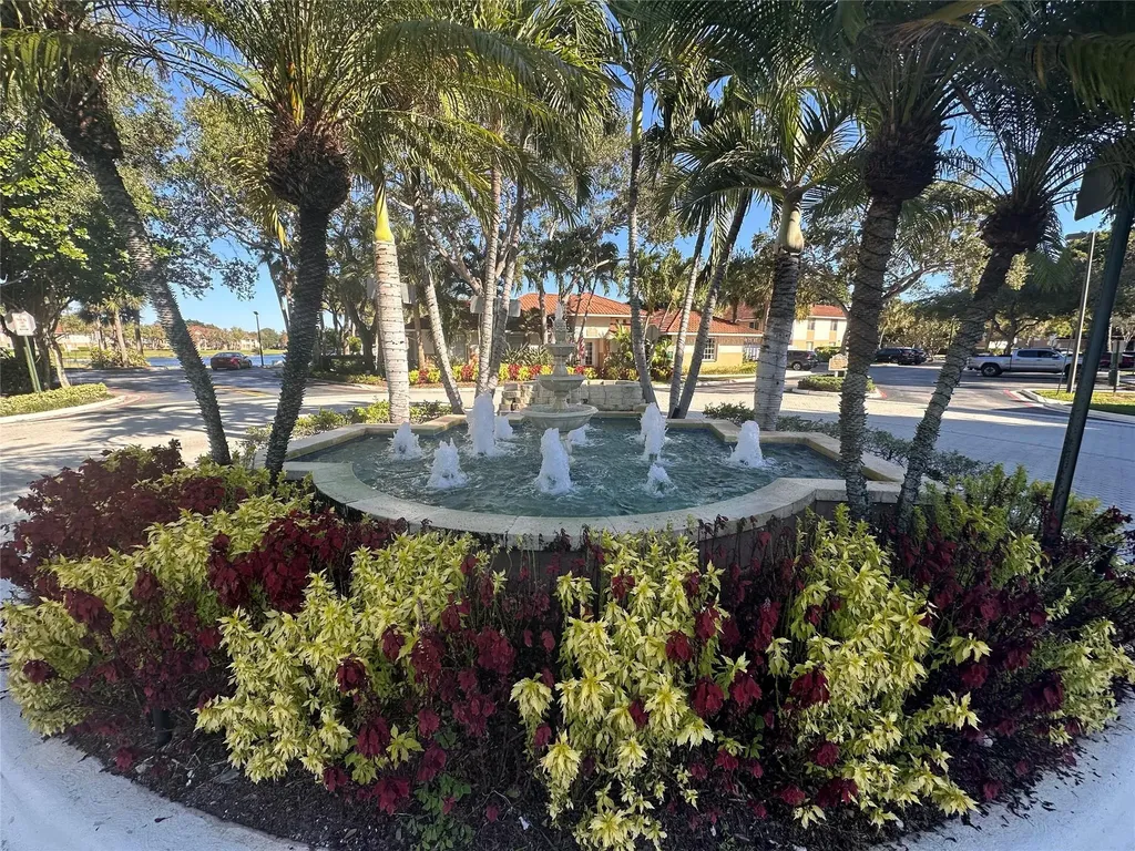 729 NW 91st Terrace Plantation FL 33324
