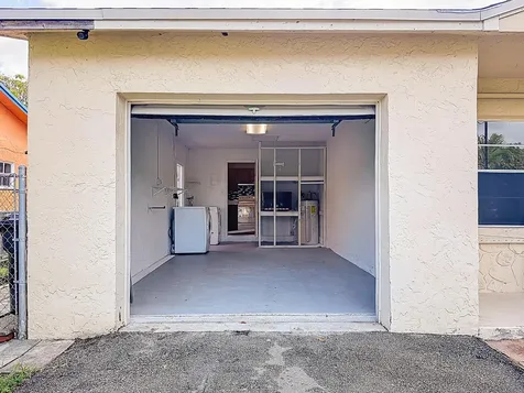 311 SW 79th Terrace North Lauderdale FL 33068