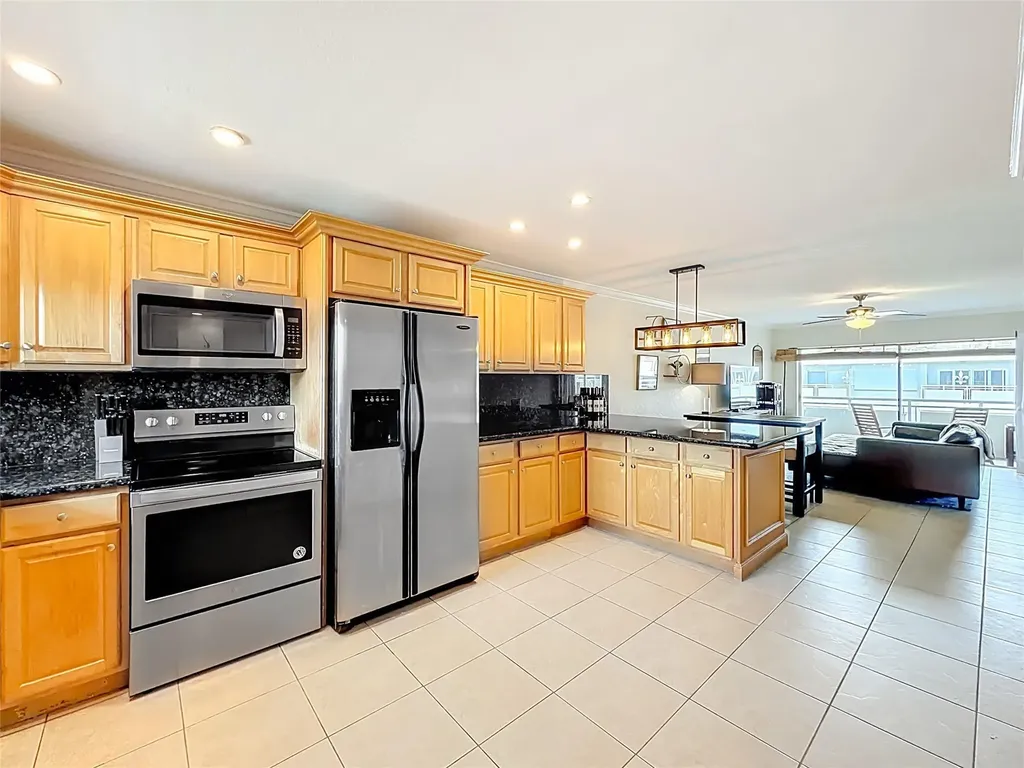 1198 Hillsboro Mile Hillsboro Beach FL 33062